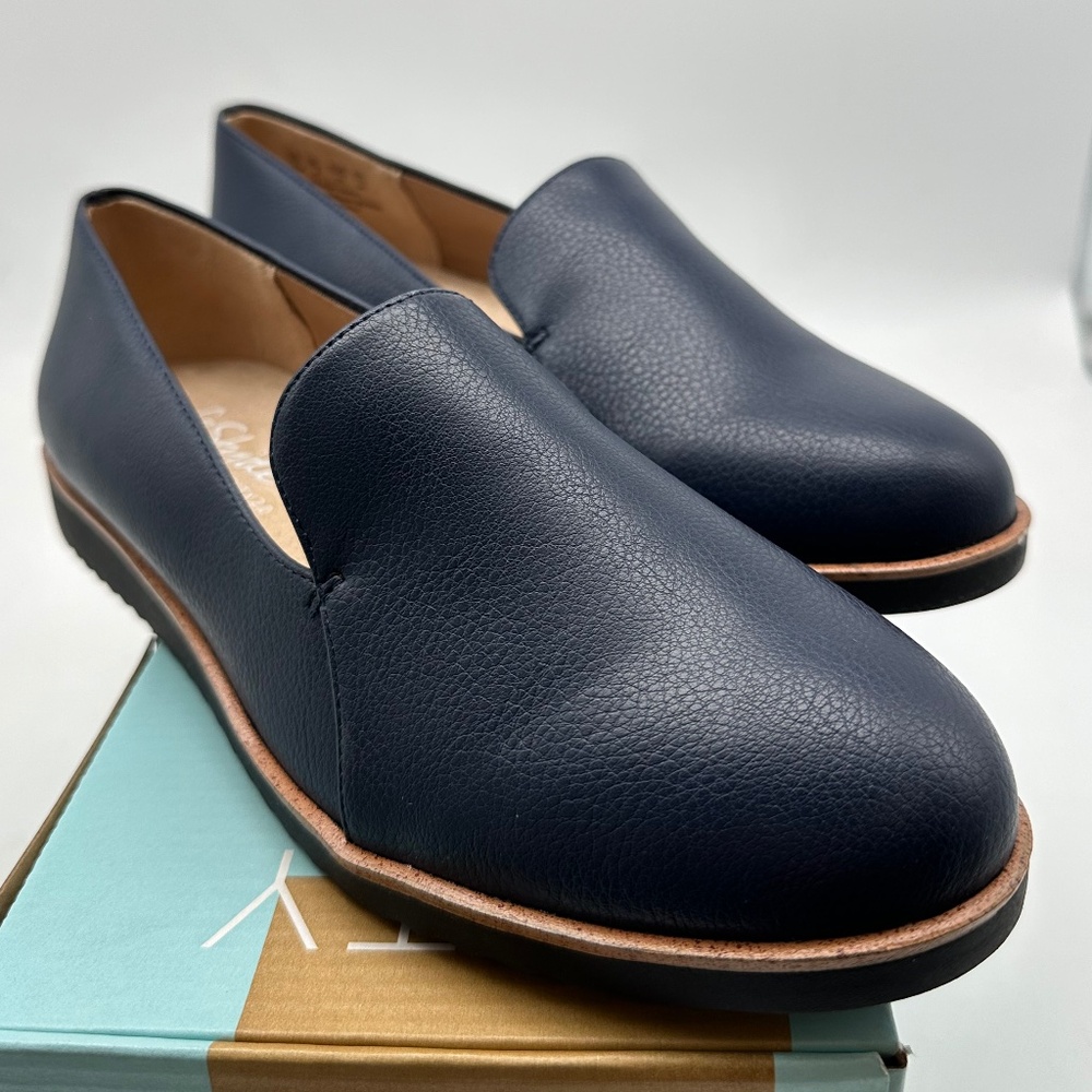Life Stride Womens Zendaya Loafer shoes Navy size 7 Brand New
